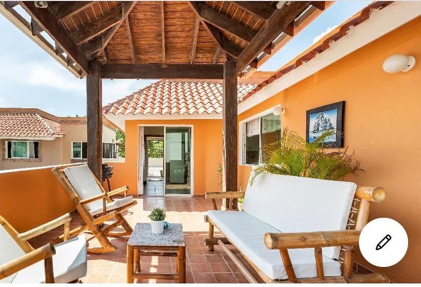 Affittacamere Hostal Las Rosas De Punta Cana