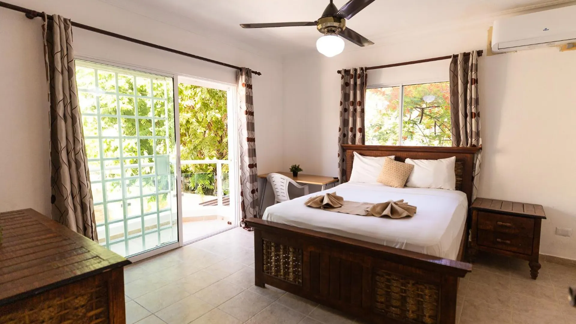 Hostal Las Rosas De Punta Cana