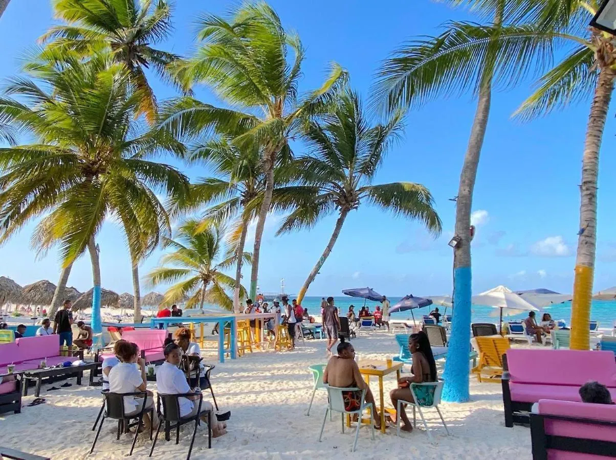 Hostal Las Rosas De Punta Cana Dominican Republic